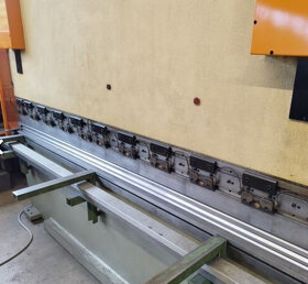 Lisy - ohraňovací CNCS 110/310 - 2