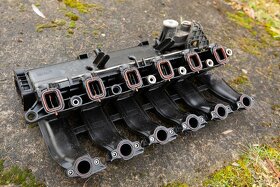 Sání BMW E83 3.0D - 2