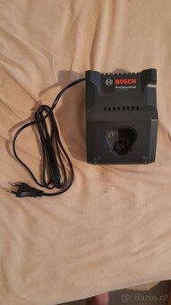 Nabíječka Bosch - 2