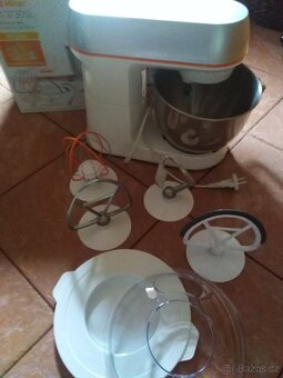 nový mixér zn Sencor - 2