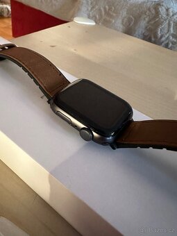 Apple watch SE 44mm gray - 2