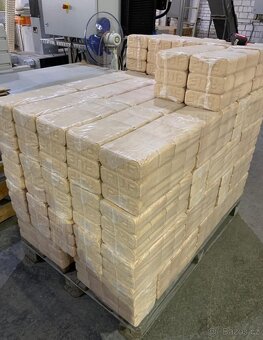 Nabízíme prodej bukových briket RUF - 2