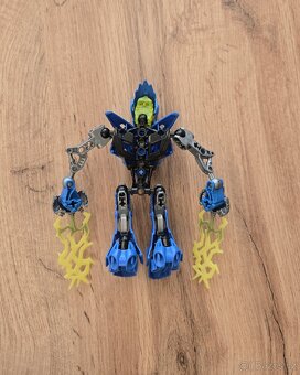 Lego Hero Factory 7169 Mark Surge - 2