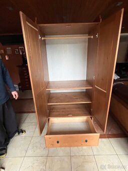 Skříň z ikei - 2