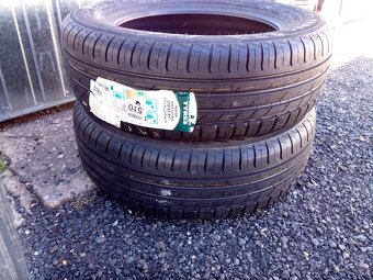 Prodám 2 ks let. pneu Nokian rozměr 215/65 R 17 - 2