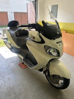 Suzuki Burgman 650 - 2