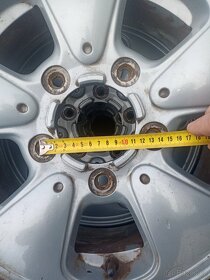 Prodám hliníkové disky vel.15 i s pneu. - 2