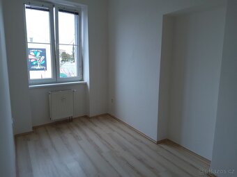 Pronájem bytu 1+1 28 m², Ostrava - Vítkovice - 2