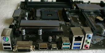 ASUS Prime B450-Plus - 2