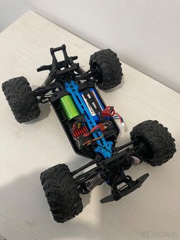 RC auto 4x4 - 2