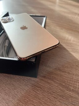 iPhone 11 Pro max 64gb Gold - 2