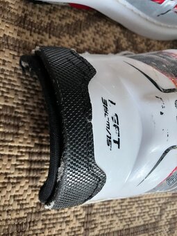 Chrániče holení na hokej, kopny CCM, 38cm - 2