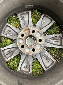 Mitsubishi Outlander 225/55 R18 98V + Nokian Wetproof SUV - 2