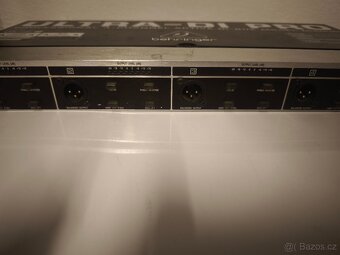 DI box Behringer DI4000 - 2