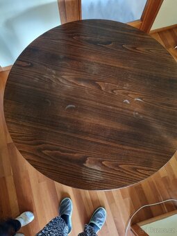 Kulatý stůl zn. Ton průměr 120cm - 2