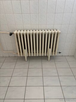 Prodám litinové radiátory. - 2