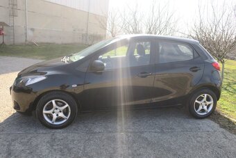 MAZDA 2 1.4 16V, KLIMA, SERVISKA, UDRŽOVANÝ VŮZ - 2