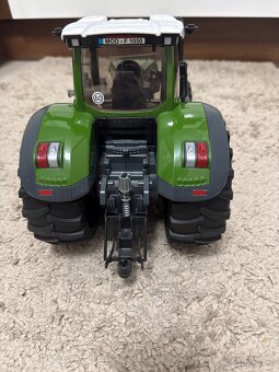 Bruder Traktor Fendt 1050 Vario - 2