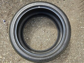 Letní DVOUROZMĚRY Yokohama Advan - 285/40 + 325/35 ZR22 XL - 2