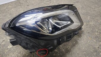 Mercedes GLA X156 2017 - 2019 - Prava predna FULL LED lampa - 2