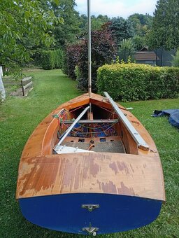 Plachetnice FINN - 2