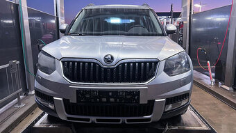 Vůz na náhradní díly Škoda Yeti 5L FL 2016 DFSB QVD PFZ LA7W - 2