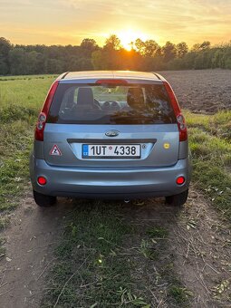 Ford  Fiesta - 2