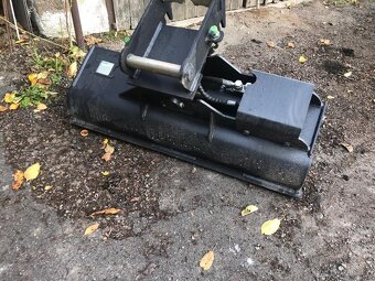 Prodám svahovou naklápěcí lžíci MS 01 - 2