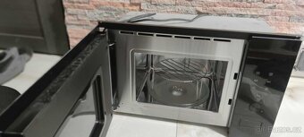 MIKROVLNNÁ TROUBA  - 2