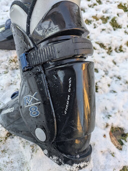 Lyžařské boty 295 mm - 2