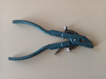 Šraňkovací kleště Garanto - 2