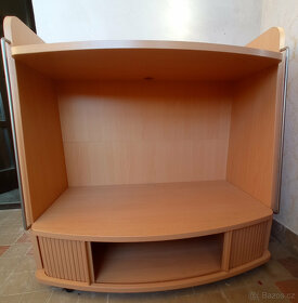 Nová tv skříňka /stolek/ - 2