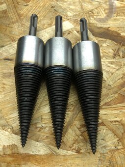 Trn na štípání dřeva SDS štípačka - 2