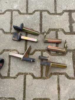 Stojan na motorku - 2