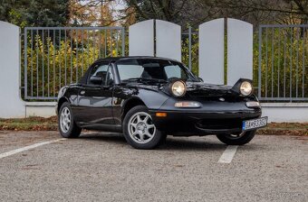 Mazda MX-5 Miata 1,8 benzín - 2