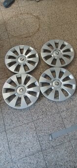 POKLICE ORIGINÁL ŠKODA R16 - 2