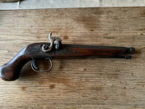 Prodam 2ks křesadlova historicka pistole - 2