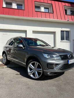 Volkswagen Touareg II 3.0 V6 TDI R-Line 4MOTION 193kW - 2