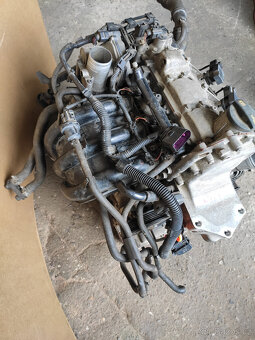 MOTOR 12.6V htp CHF - ŠKODA FABIA 2-ROOMSTER-VW POLO - 2