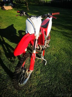 Honda CRF 450R, r.v. 2009, el. vstřikování. - 2