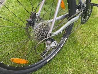 Prodám horské kolo Specialized Rockhooper - 2