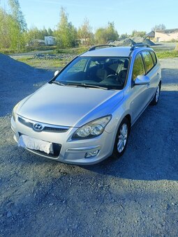 Prodám Hyundai i30 CW, 1.6 92kw, nová spojka, nová stk - 2