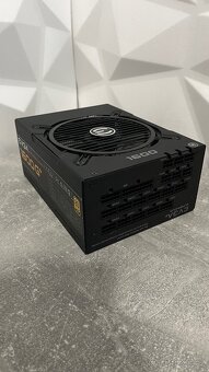 EVGA SuperNOVA 1600 G+ 80 PLUS GOLD - 2