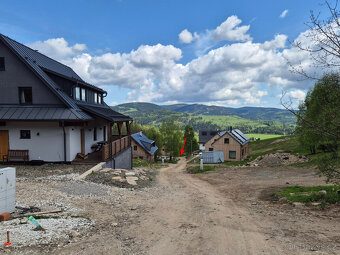 Prodej stavebního pozemku ve Stříbrnicích - 2