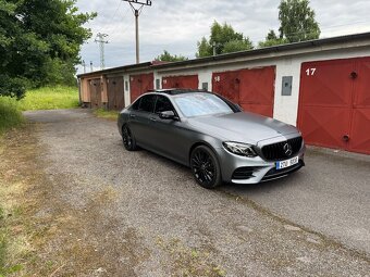 Mercedes Benz E400 AMG - 2