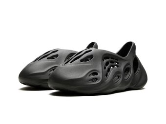 Adidas Foam Runner Carbon - Nové, vel. 42 - 2