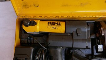 Rems Akku-Press 22V ACC//4X KLEŠTINY - 2