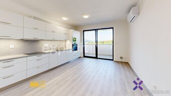 Pronájem bytu 1+kk 33 m2, Zlín - Prštné, ev.č. 02348 - 2