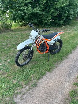 Prodám motorku Xmotos xb88 250ccm - 2