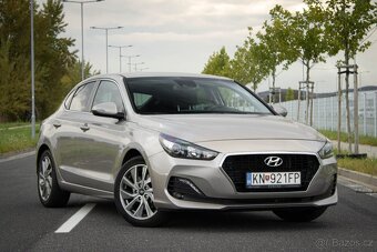 Hyundai i30 Fastback 1.4 T-GDi / SVK / 1.M / AJ NA SPLÁTKY / - 2
